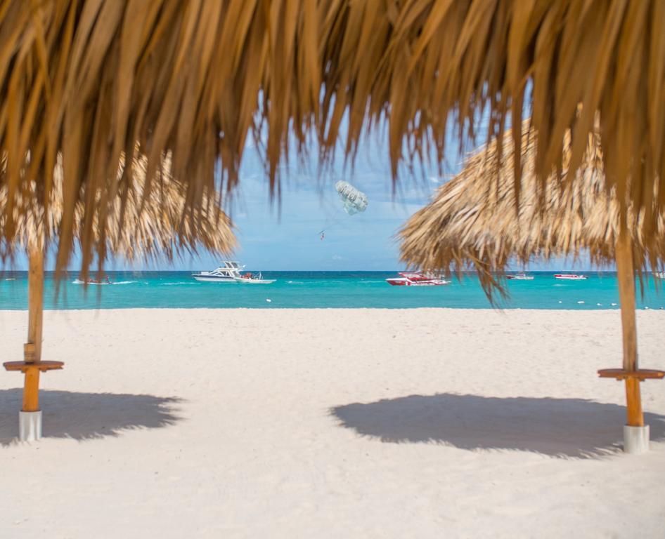 Close To The Beach! Lux Gemela, 6br, 9bt Villa Punta Cana
