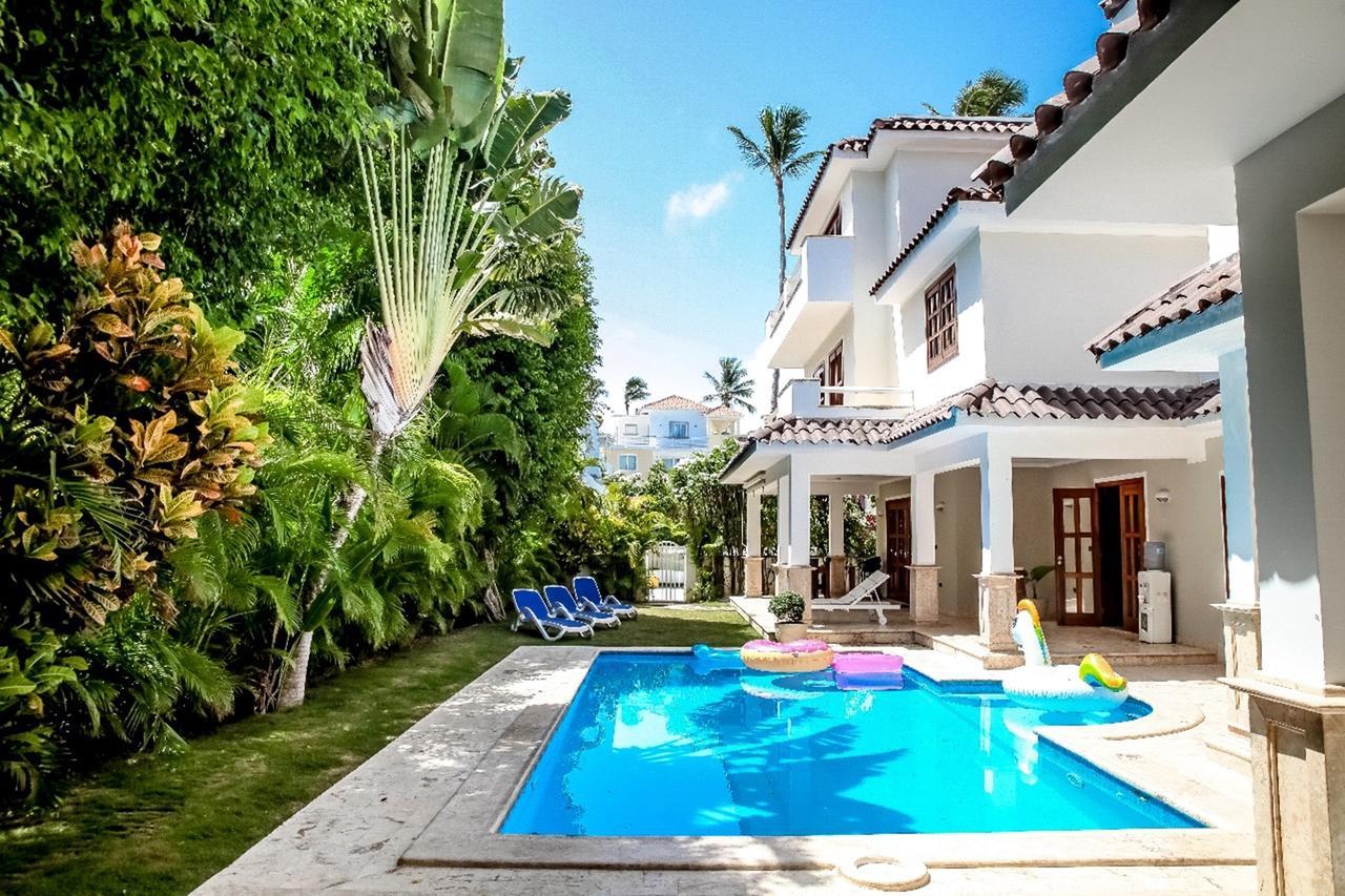 Close To The Beach! Lux Gemela, 6br, 9bt Villa *