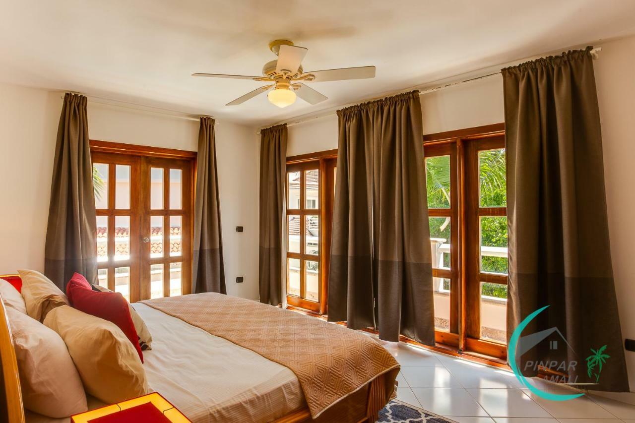 Villa Close To The Beach! Lux Gemela, 6br, 9bt Punta Cana