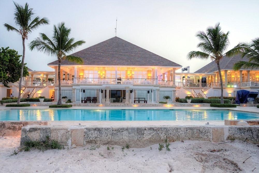 Villa Tortuga Bay,