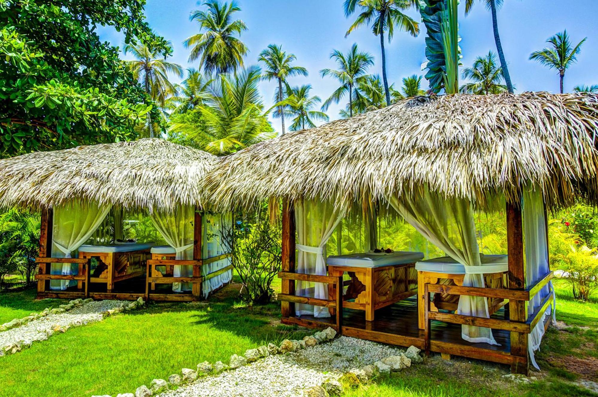 Aparthotel Sunny Deluxe Playa Corales - Wifi, Beach, Pool